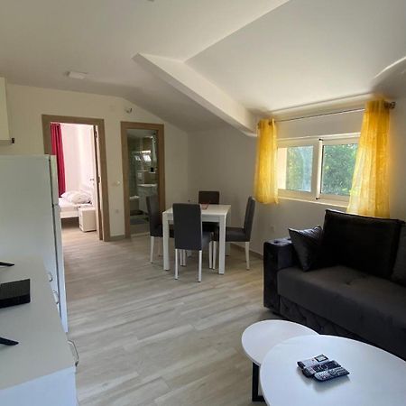 Apartments Two Olives Kotor Ngoại thất bức ảnh