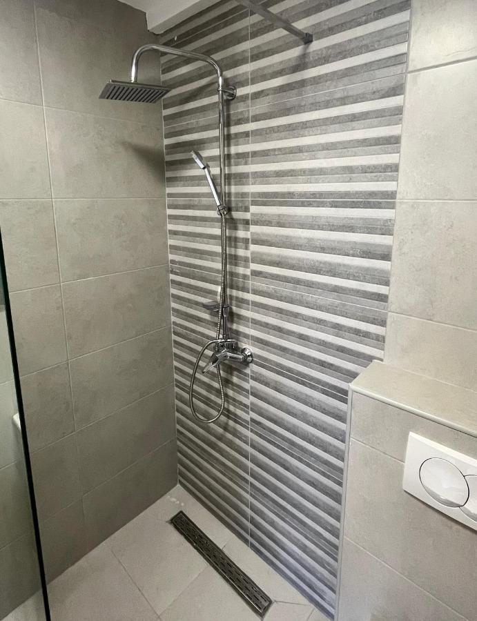 Apartments Two Olives Kotor Ngoại thất bức ảnh