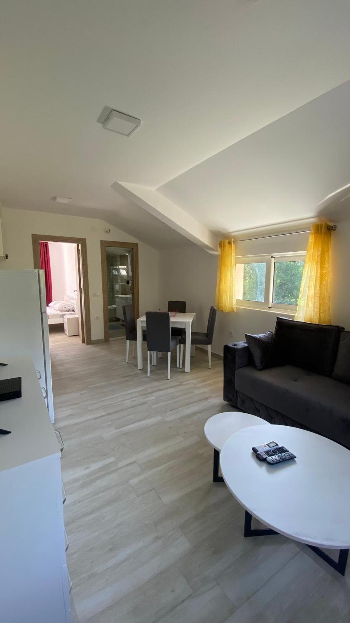 Apartments Two Olives Kotor Ngoại thất bức ảnh