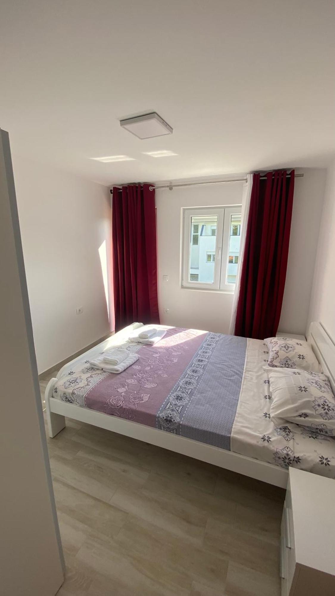 Apartments Two Olives Kotor Ngoại thất bức ảnh
