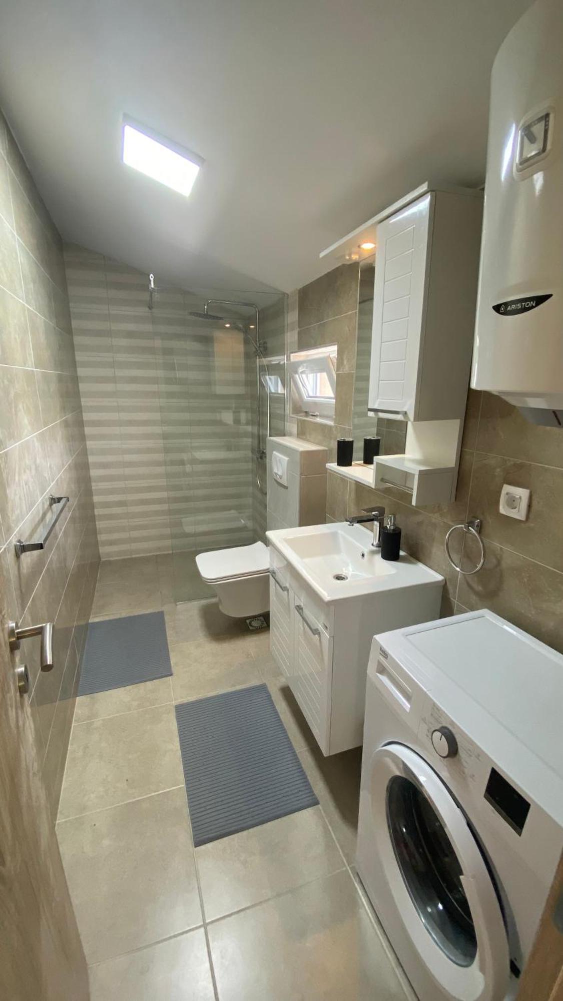 Apartments Two Olives Kotor Ngoại thất bức ảnh
